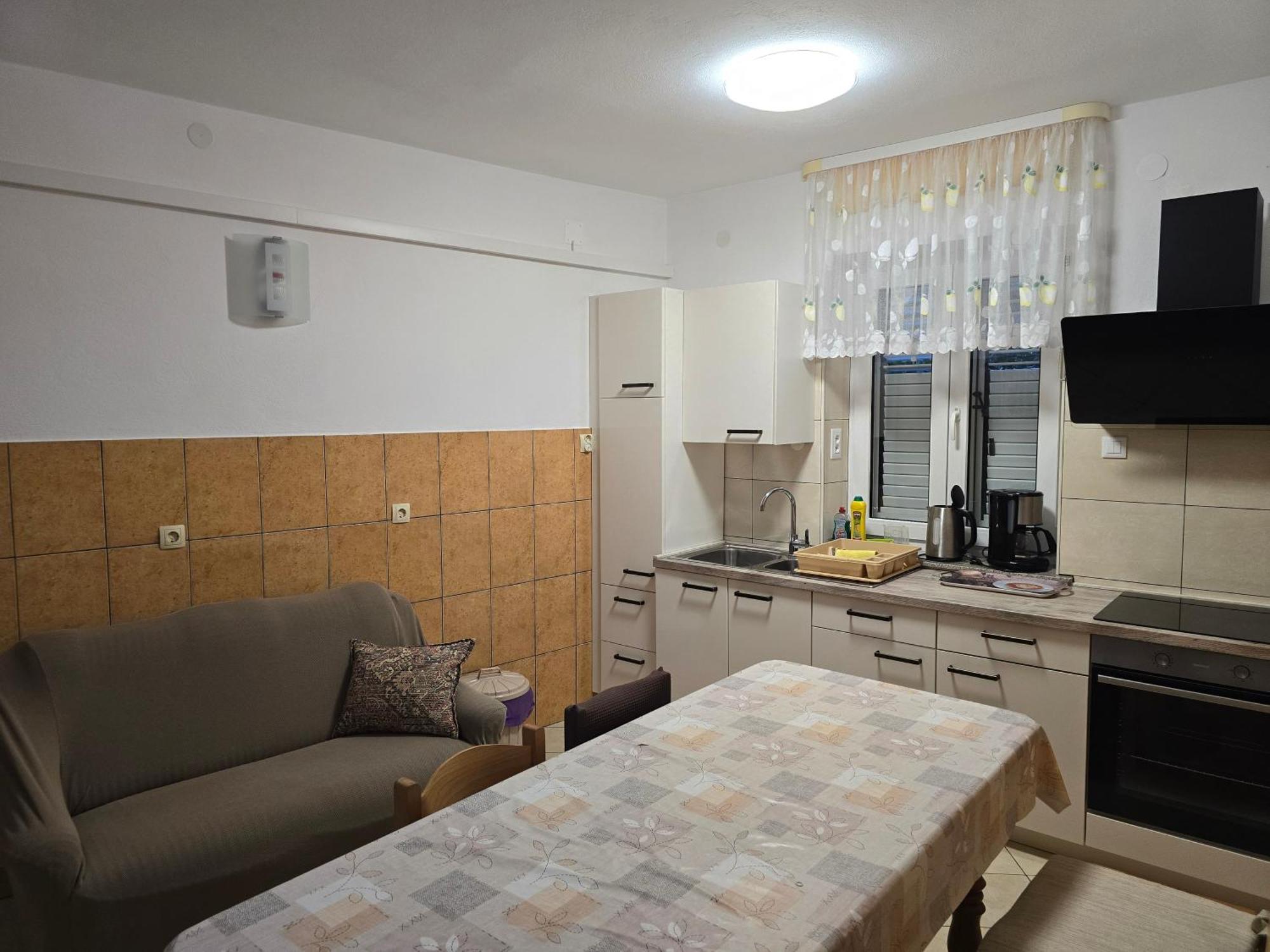 Apartments Mladenka Senj  Bagian luar foto